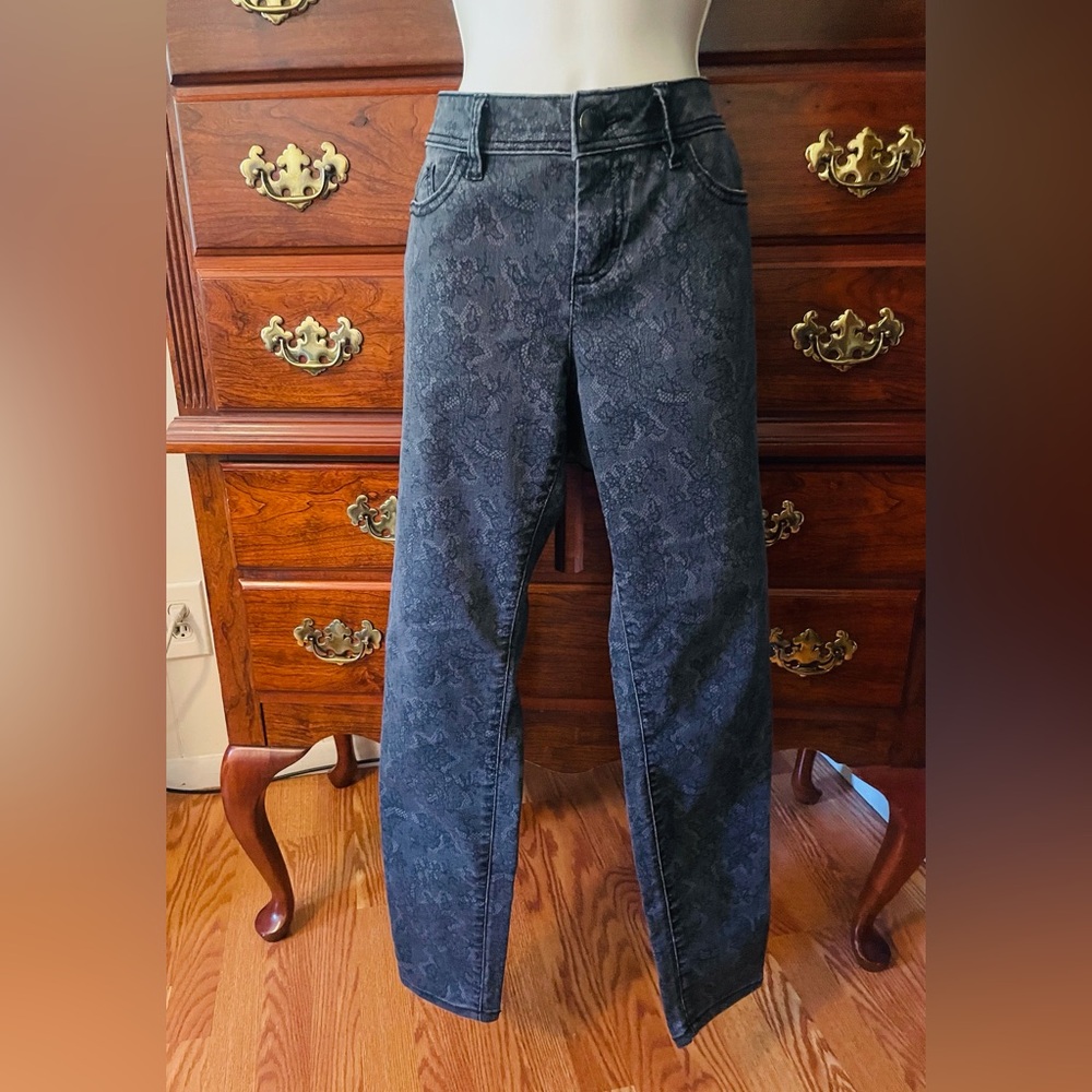 Elle Black Lace Design Detail Jeans